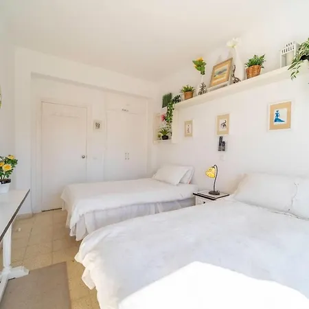 Sun-drenched, Sea-view With Giant Patio! Apartment *